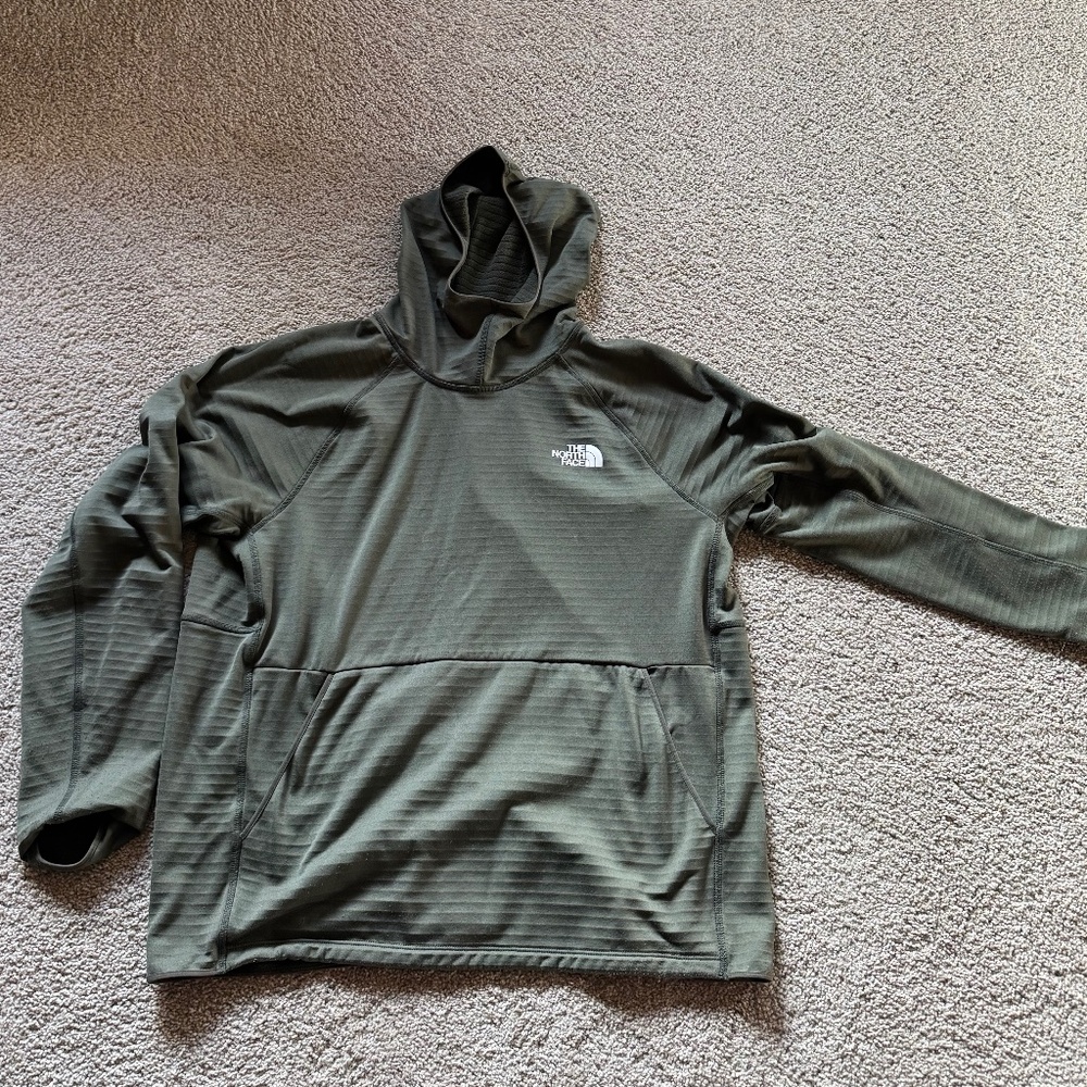 The North Face Performance Hoodie – Men’s XL (Olive Green)